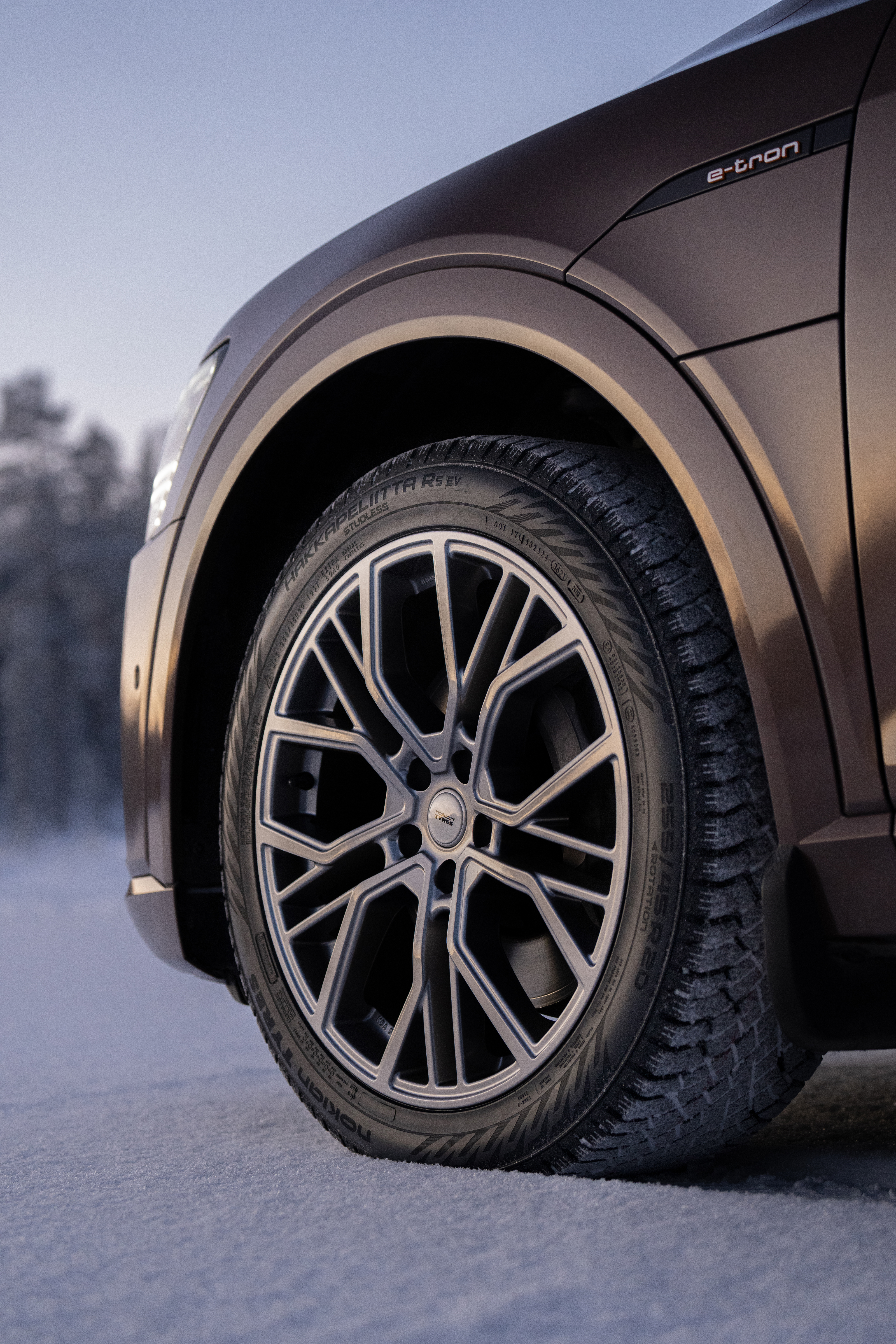 Nokian Tyres Hakkapeliitta R5 EV - Pure Safety / Nokian Tyres